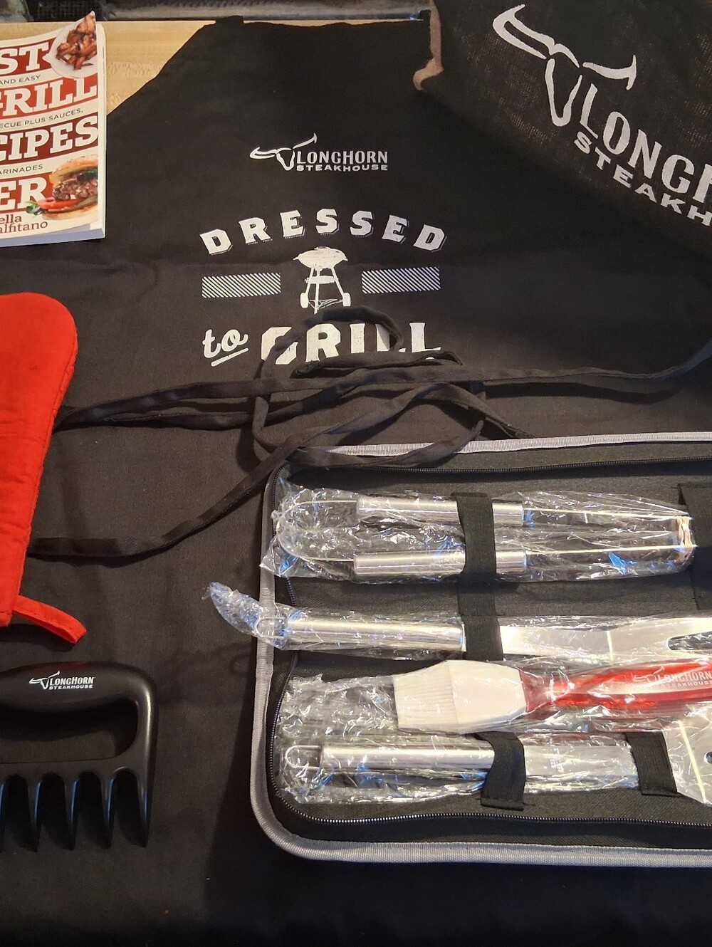 LongHorn Steakhouse Dressed to Grill BBQ Apron and Grill Tool Set Bundle & Tool